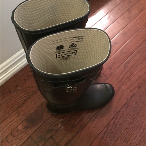 Hunter black rain boots - Picture 3 of 3